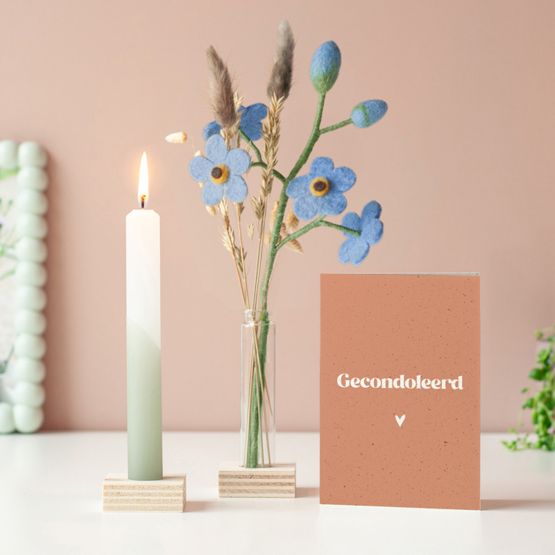Lichtpuntje voor jou Gecondoleerd Brievenbusbloemen