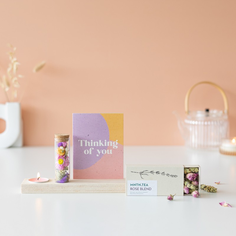 Thinking of You | Brievenbus cadeau met droogbloemen | Bloemen die blijven Brievenbusbloemen