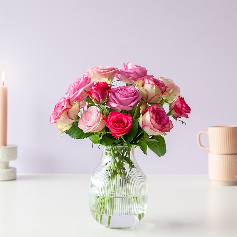 Pretty Pink Brievenbus Bloemen - Brievenbus rozen - Online rozen per post versturen